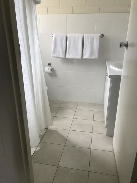 Victor Harbor City Inn - C Tourism 1