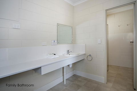 Victor Harbor City Inn - C Tourism 14