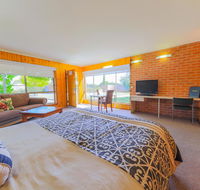 Country Roads Motor Inn Naracoorte - C Tourism
