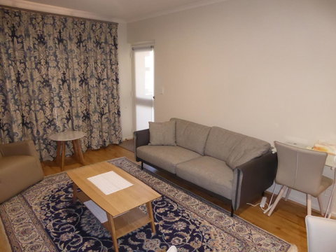 ADELAIDE CENTRAL APARTMENT - 3BR, 2BATH & CARPARK - C Tourism 3