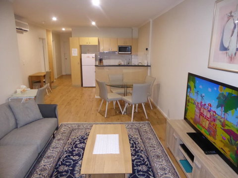 ADELAIDE CENTRAL APARTMENT - 3BR, 2BATH & CARPARK - C Tourism 4