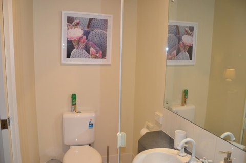 ADELAIDE CENTRAL APARTMENT - 3BR, 2BATH & CARPARK - C Tourism 13
