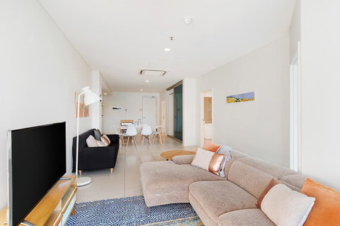 Stylish And Comfortable, Views Over Gouger St! - C Tourism 20
