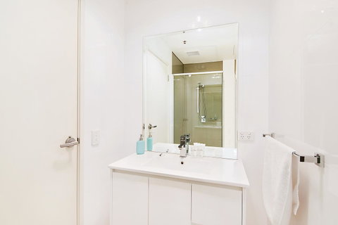 Stylish And Comfortable, Views Over Gouger St! - C Tourism 15