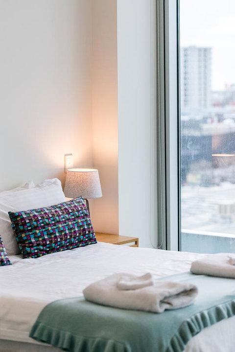 Stylish And Comfortable, Views Over Gouger St! - C Tourism 10