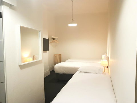 Ambassadors Hotel - C Tourism 3