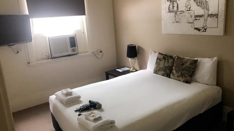 Ambassadors Hotel - C Tourism 33