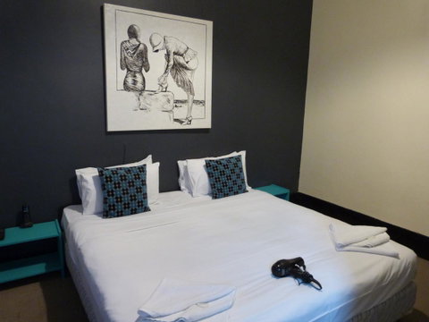 Ambassadors Hotel - C Tourism 31
