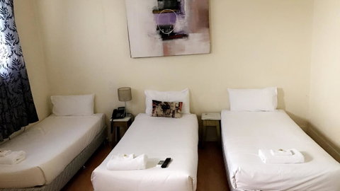 Ambassadors Hotel - C Tourism 43