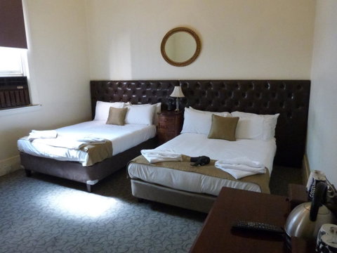 Ambassadors Hotel - C Tourism 13