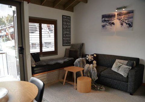 CHILL-OUT - Thredbo - C Tourism 1
