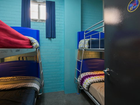 Blue Galah International Backpackers Hostel - C Tourism 31