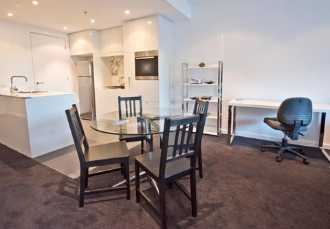 Luxury City Apt With Pool, Gym, Spa, Netflix - C Tourism 0