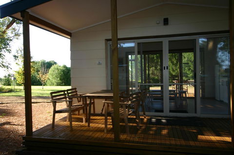 Millicent Hillview Caravan Park - C Tourism 4