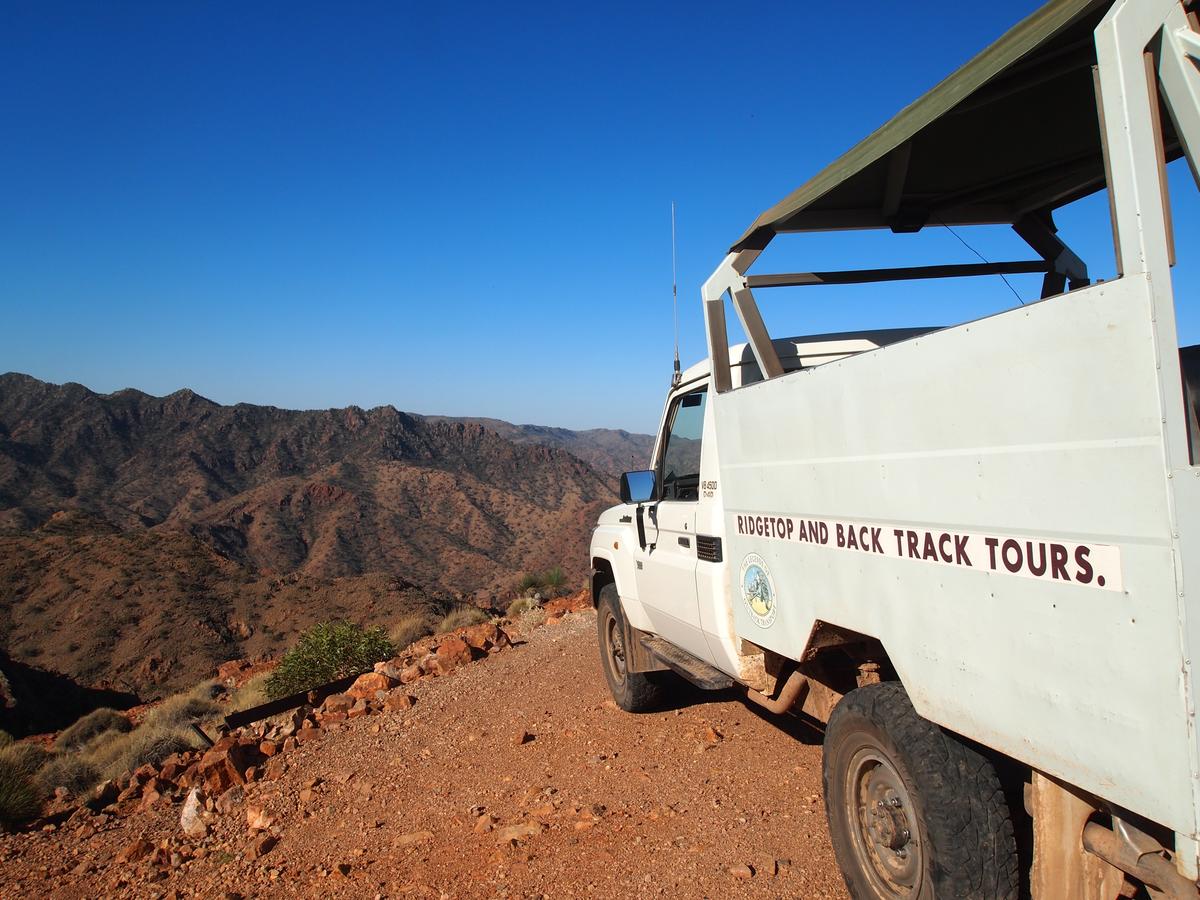 Kingoonya SA C Tourism