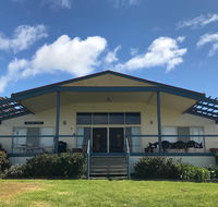 Emu Bay Lodge - C Tourism