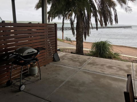 Beachside & Jetty View Apartment 6 - Captain\'s Apt - C Tourism 26