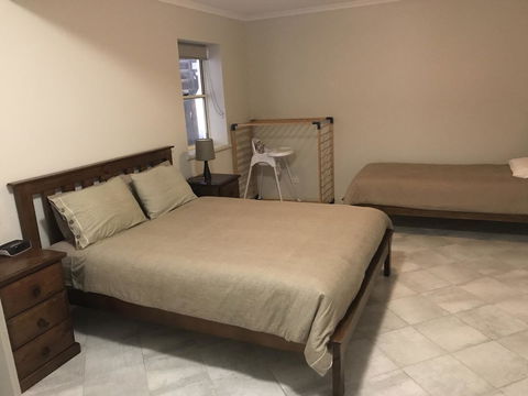 Beachside & Jetty View Apartment 6 - Captain\'s Apt - C Tourism 41