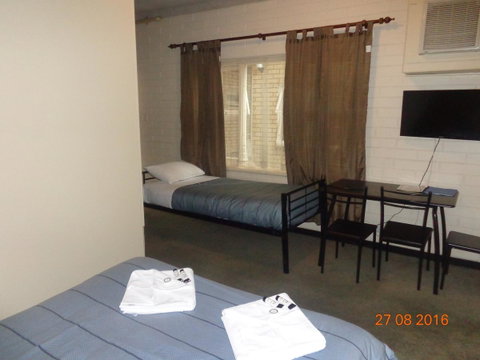 Adelaide Backpackers And Travellers Inn - C Tourism 14