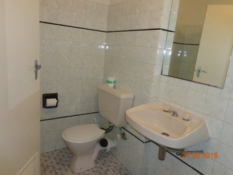 Adelaide Backpackers And Travellers Inn - C Tourism 32