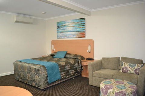 Cattlemans Country Motor Inn & Serviced Apartments - C Tourism 36