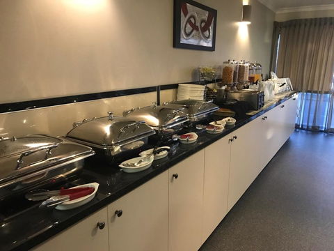 Cattlemans Country Motor Inn & Serviced Apartments - C Tourism 5