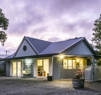 One Tree Bed and Breakfast - C Tourism