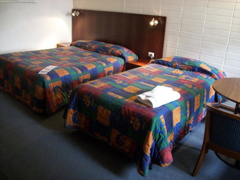 HotelMOTEL Adelaide - C Tourism 7