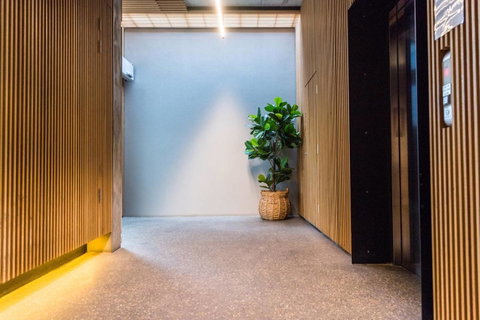 Modern 2 Bedroom+WIFI/Netflix/Parking+Great Views! - C Tourism 11