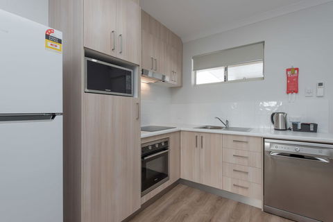 Jurien Bay Motel Apartments - C Tourism 16