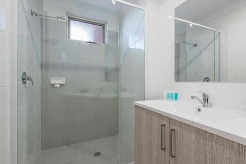 Jurien Bay Motel Apartments - C Tourism 11