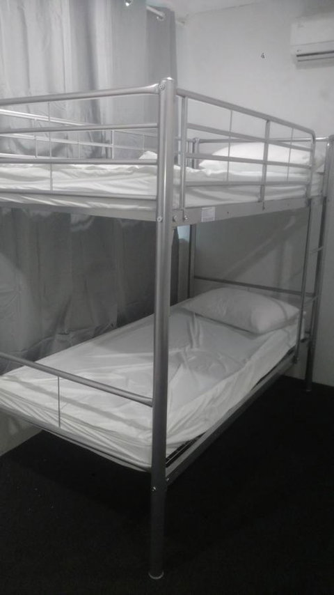 Perth City Backpackers Hostel - Note - Valid Passport Required To Check In - C Tourism 22