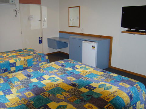 Dunsborough Central Motel - C Tourism 25