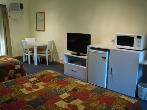 Dunsborough Central Motel - C Tourism 8