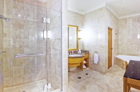 Duxton Hotel Perth - C Tourism 3
