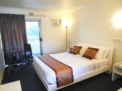 Econo Lodge Rivervale - C Tourism 3
