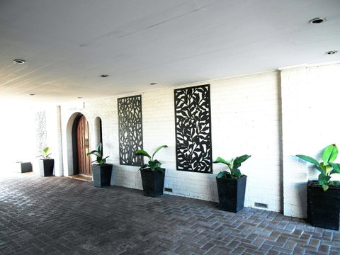 Econo Lodge Rivervale - C Tourism 11
