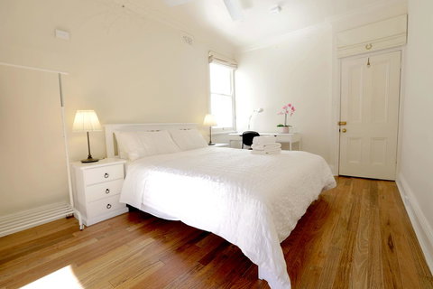 Stunning Terrace In Centennial Park - C Tourism 9