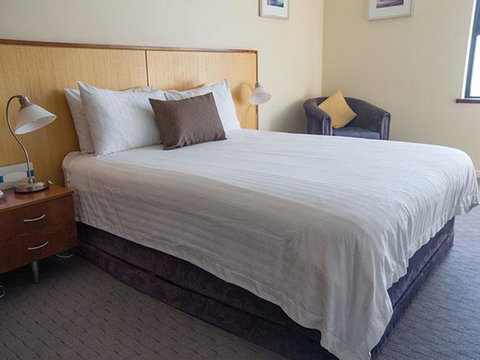Ocean Beach Hotel - C Tourism 0