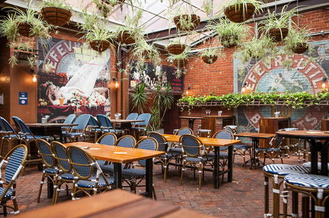 Nightcap At Belgian Beer Cafe - C Tourism 7