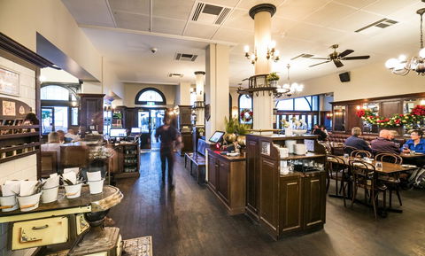 Nightcap At Belgian Beer Cafe - C Tourism 24