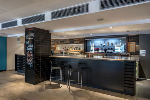 Oaks Perth Hotel - C Tourism 24