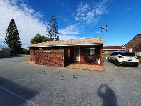 Ocean Beach Chalet 18 - C Tourism 5