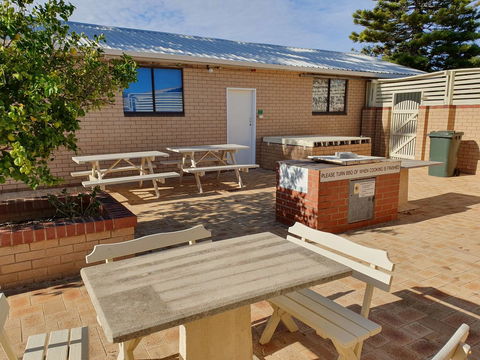 Ocean Beach Chalet 18 - C Tourism 11