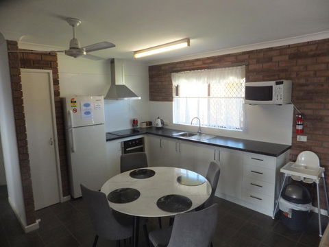 Ocean Beach Chalet 18 - C Tourism 16