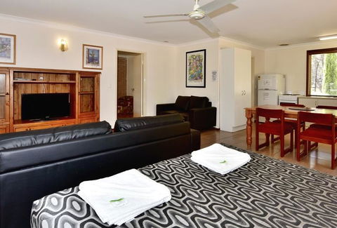 Travellers Rest Motel - C Tourism 3