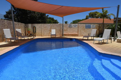 Kalbarri Seafront Villas - C Tourism 8