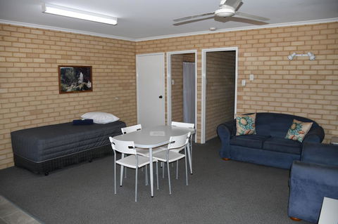 Kalbarri Seafront Villas - C Tourism 15
