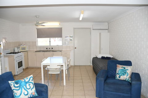 Kalbarri Seafront Villas - C Tourism 17