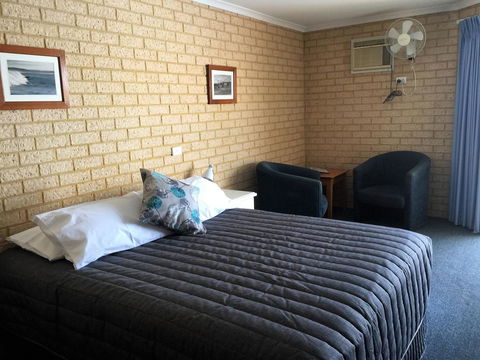 Kalbarri Seafront Villas - C Tourism 28